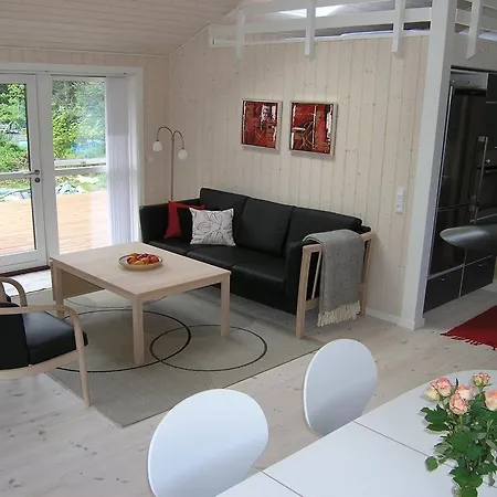 Three-bedroom Holiday In Hals
